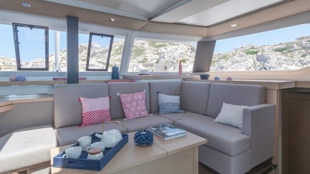Fountaine Pajot Fountaine Pajot Astrea 42 - 4 + 2 cab. Satellite