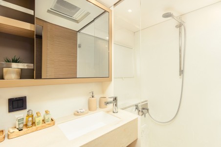 Lagoon-Bénéteau Lagoon 46 - 4 + 2 cab. Naya