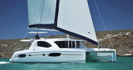Leopard Catamarans / Robertson & Caine Leopard 44 Boomer
