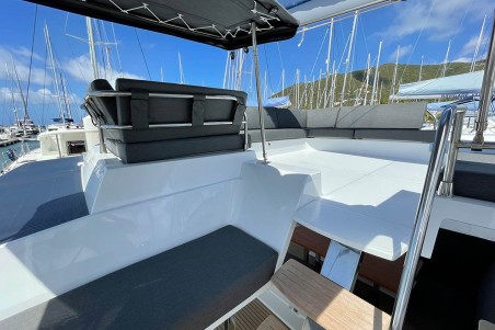 Fountaine Pajot Fountaine Pajot Tanna 47 - 5 + 1 cab. Knotty Cat (Forever Young)