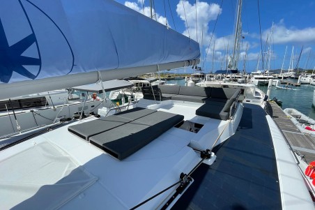 Fountaine Pajot Fountaine Pajot Tanna 47 - 5 + 1 cab. Knotty Cat (Forever Young)