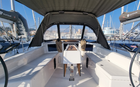 Dufour 37 - 3 cab. | Yacht Charter France | Travelboat