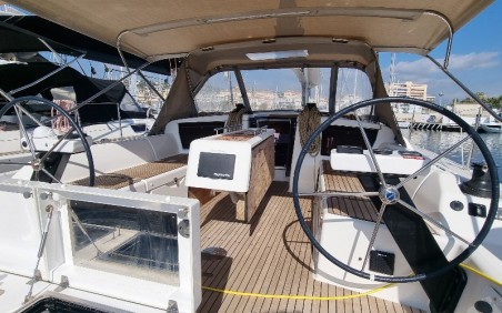 Dufour Yachts Dufour 430 - 3 cab. Lucie