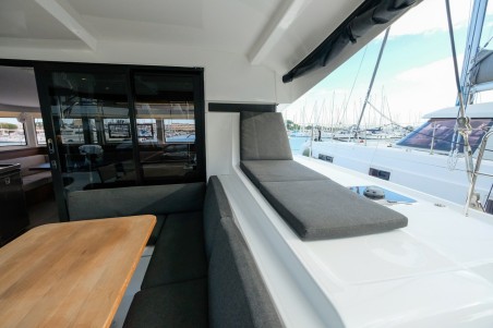 Lagoon-Bénéteau Lagoon 42 - 4 + 1 cab. White Chadal