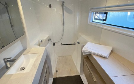 Lagoon-Bénéteau Lagoon 46 OW - 3 + 1 cab. Sail Away