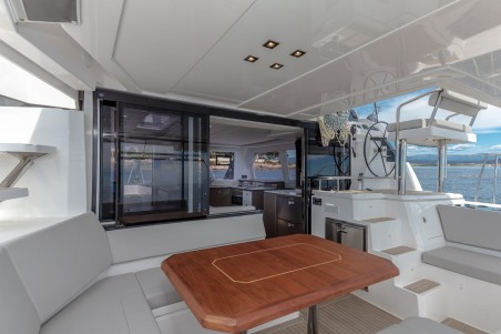 Leopard Catamarans / Robertson & Caine Leopard 42 - 3 cab. Freedom