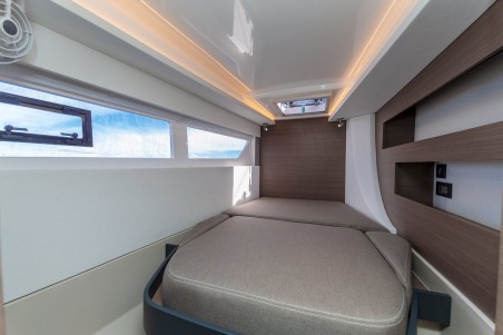 Leopard Catamarans / Robertson & Caine Leopard 42 - 3 cab. Freedom