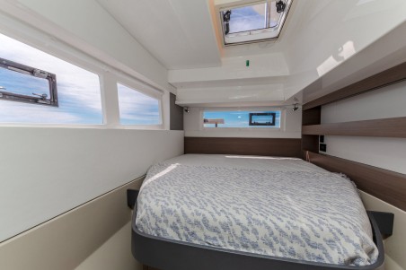 Leopard Catamarans / Robertson & Caine Leopard 42 - 3 cab. Freedom