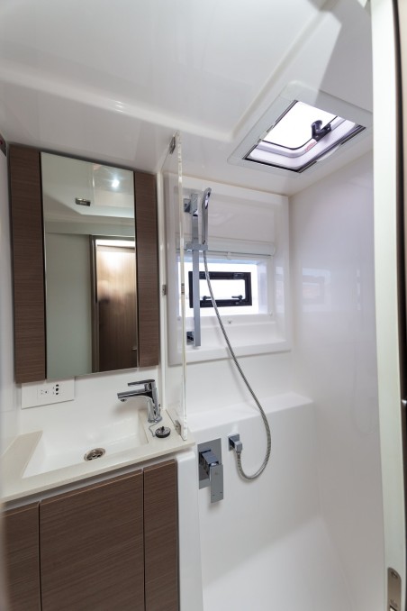 Leopard Catamarans / Robertson & Caine Leopard 42 - 3 cab. Freedom