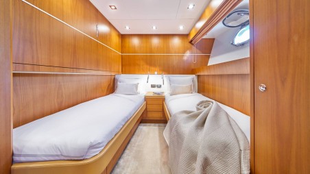 Canados International Srl. Canados 86 Karisma