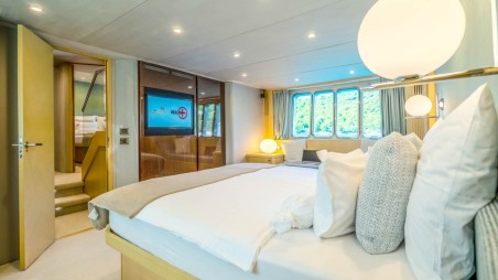 Princess Yachts Princess Y85 Insieme