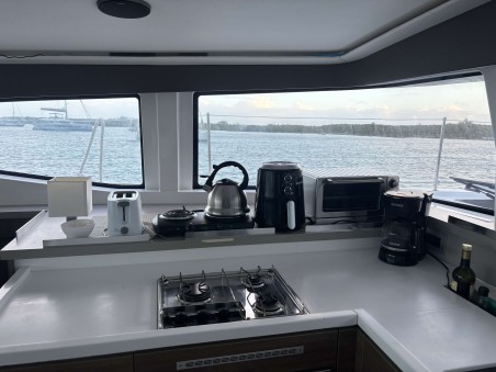 Catana Group Bali 4.4 - 4 + 1 cab. Jackalope