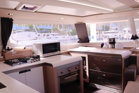 Fountaine Pajot Tanna 47 | Yacht Charter British Virgin Islands | Travelboat