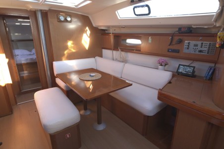 Bénéteau Oceanis 43 Aias