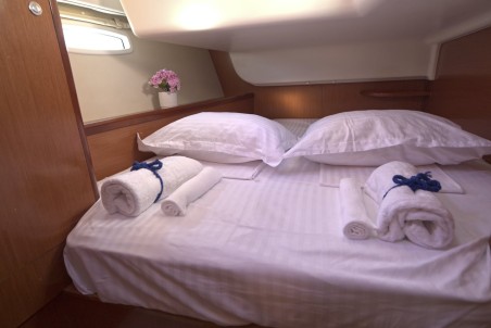 Bénéteau Oceanis 43 Aias