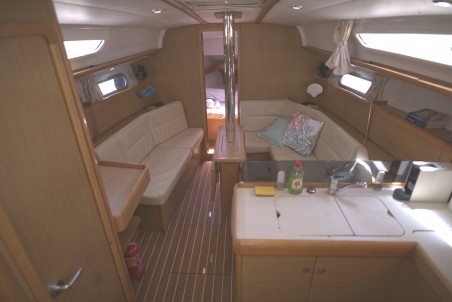 Jeanneau Sun Odyssey 36i Candy