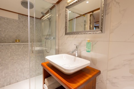 Custom Made Gallant Gallant