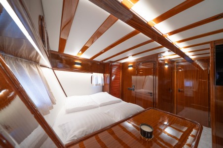 Unknown M/S Allure Allure