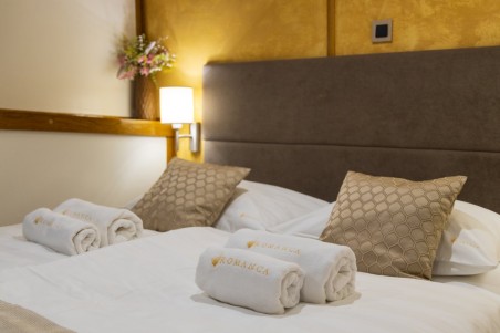 Custom Made M/S Romanca Romanca