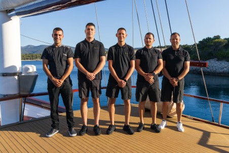 Custom Made M/S Romanca Romanca