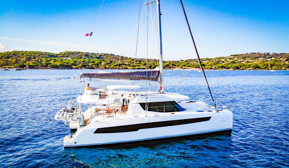 Leopard Catamarans / Robertson & Caine Leopard 45 Tibouren