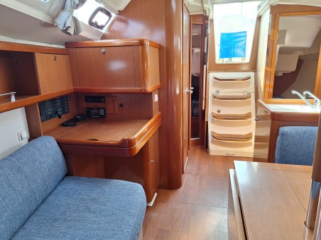 Bénéteau Oceanis 37 Beleza