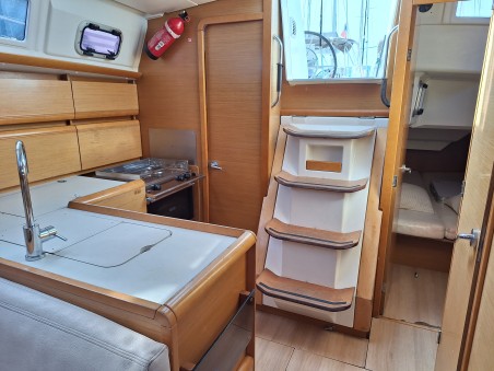 Jeanneau Sun Odyssey 379 Topaze