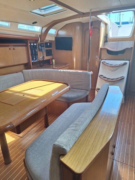 Jeanneau Sun Odyssey 49 Rubra