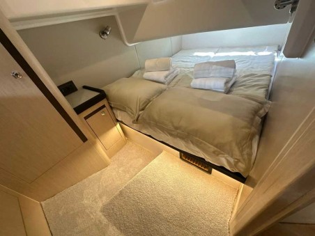 Focus Motor Yachts Focus Power 36 Hard Top Focus 36