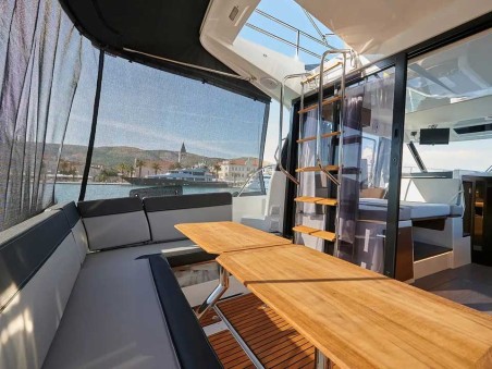 Merry Fisher 1095 Fly | Czarter jachtu Chorwacja | Travelboat