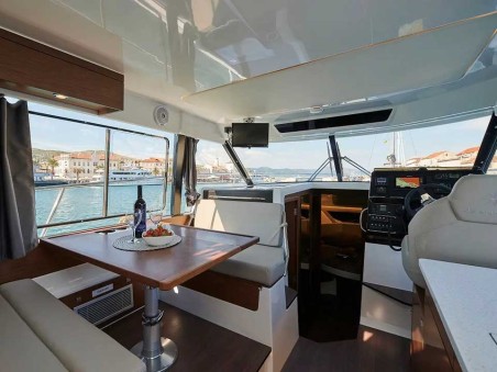 Merry Fisher 1095 Fly | Czarter jachtu Chorwacja | Travelboat