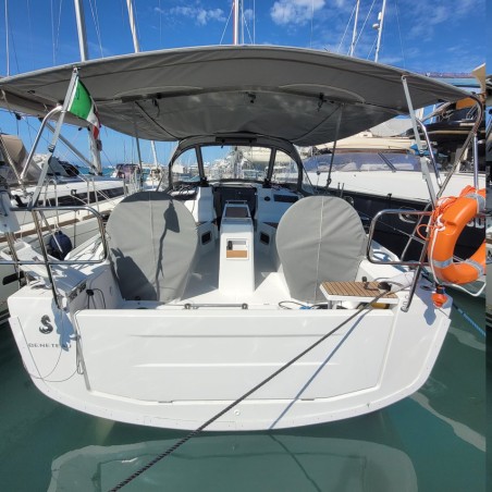 Beneteau Oceanis 34.1 | Yacht Charter Italy | Travelboat