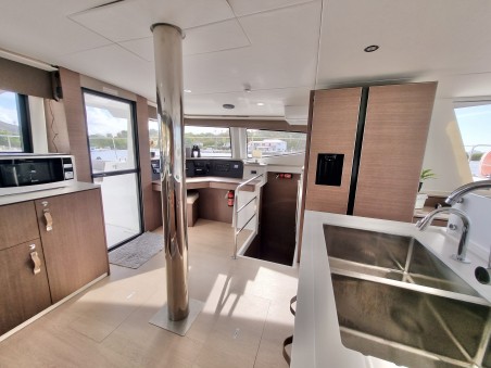 Catana Group Bali 4.6 - 5 + 1 cab. Breezin