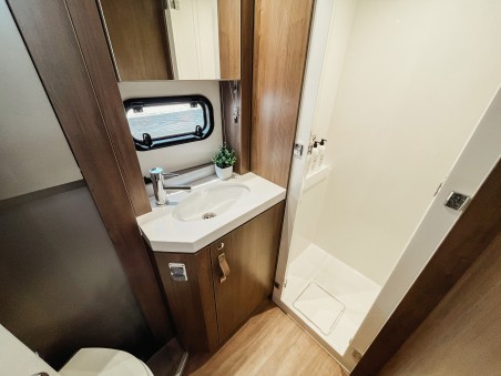 Catana Group Bali 4.6 - 5 + 1 cab. Cool Breeze