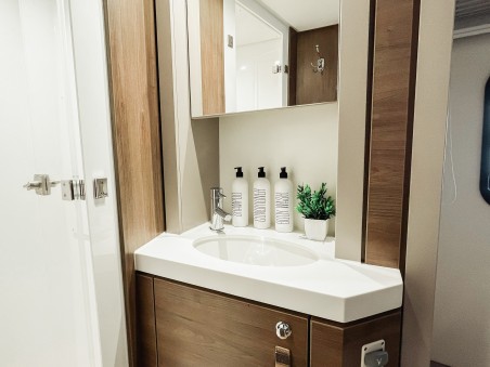 Catana Group Bali 4.6 - 5 + 1 cab. Cool Breeze