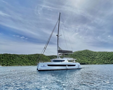 Catana Group Bali 4.8 - 5 + 1 cab CattyShack