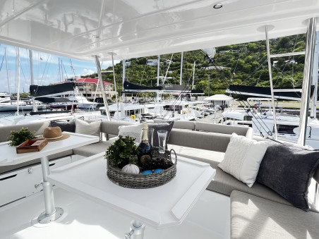 Catana Group Bali 5.4 - 6 + 2 cab. Sea Breeze