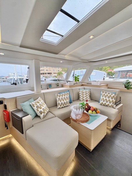 Fountaine Pajot Fountaine Pajot FP 44 Quatuor - 4 cab. Emma Rose