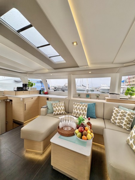 Fountaine Pajot Fountaine Pajot FP 44 Quatuor - 4 cab. Emma Rose