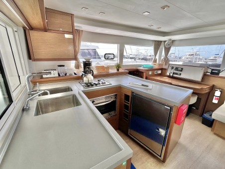 Lagoon-Bénéteau Lagoon 450 F - 4 + 2 cab. Sea Runner III