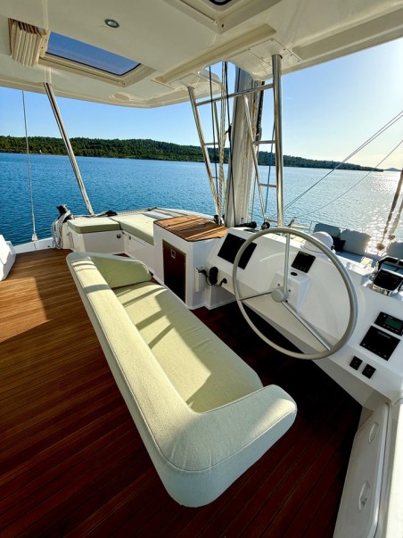 Catana Group Bali 5.4 - 5 + 2 cab Mastermind