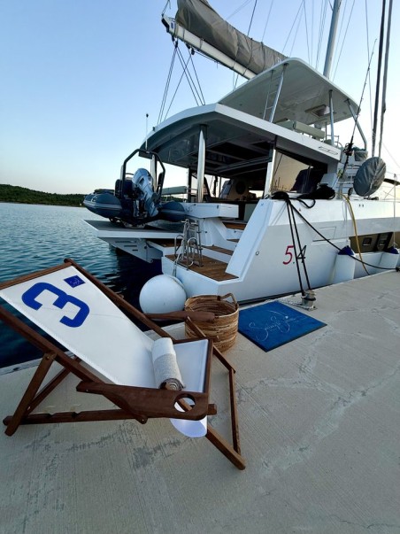 Catana Group Bali 5.4 - 5 + 2 cab Mastermind