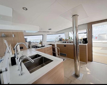 Catana Group Bali 4.6 - 5 + 2 cab. Aquaholic