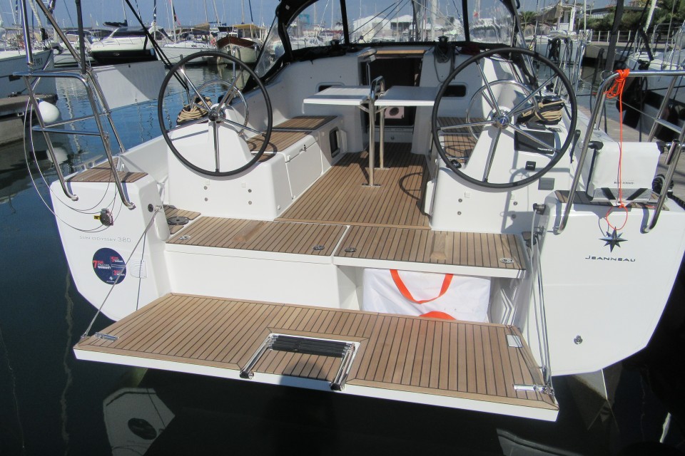 Jeanneau Sun Odyssey 380 - 3 cab. Euforica