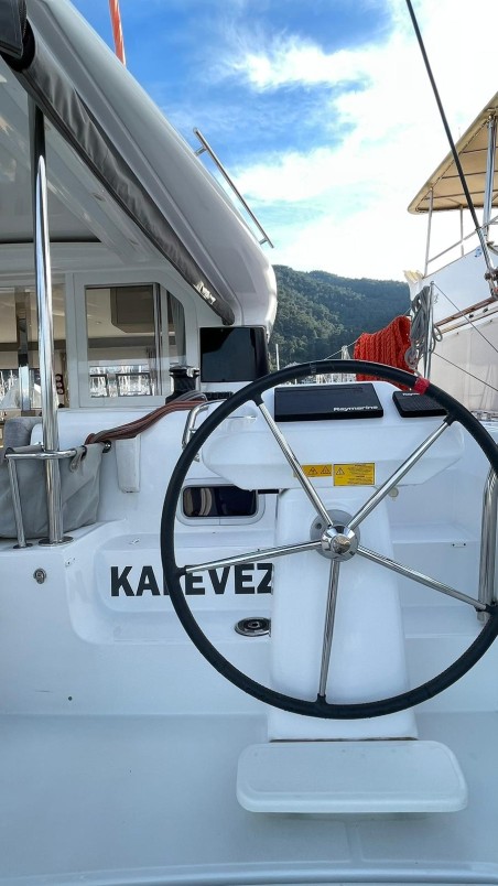 Excess Excess 12 - 4 + 2 cab. Kalevezi