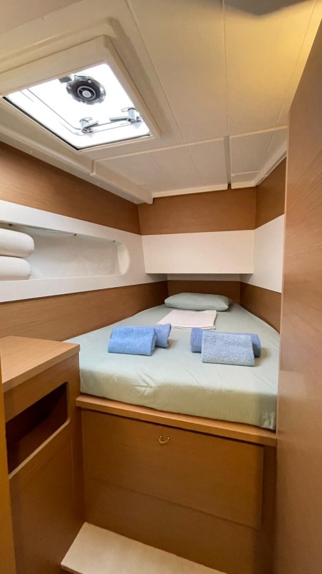 Excess Excess 12 - 4 + 2 cab. Kalevezi