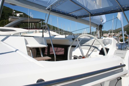 Lagoon-Bénéteau Lagoon 40 - 3 + 2 cab The Dove