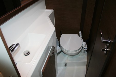 Lagoon-Bénéteau Lagoon 40 - 3 + 2 cab The Dove