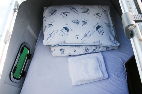 Lagoon-Bénéteau Lagoon 40 - 3 + 2 cab The Dove