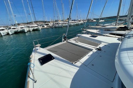 Lagoon-Bénéteau Lagoon 40 - 4 + 2 cab Amalia II